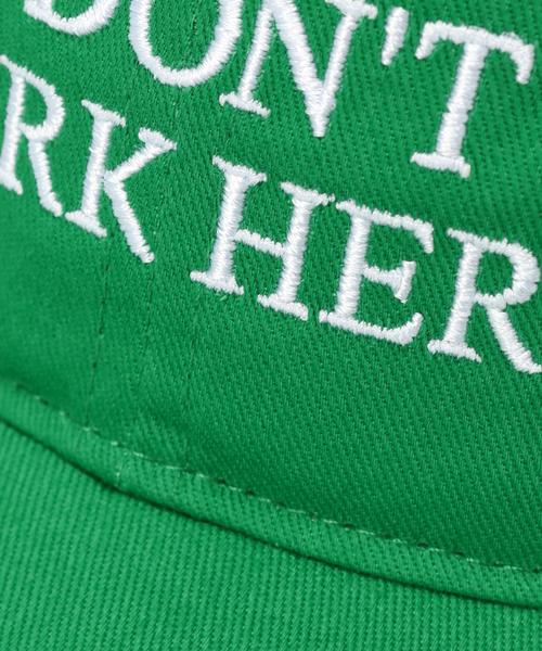 IDEA BOOKS(アイディアブックス)の「IDEA BOOKS / アイディアブックス SORRY I DONT WORK HERE HAT(キャップ・メンズ・ブラック/ベージュ/ブルー/グリーン・FREE)」の6枚目の写真