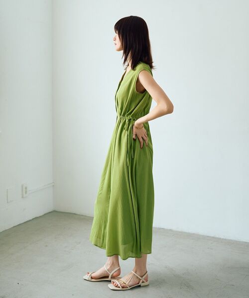 YECCA VECCA(イェッカヴェッカ)の「ドライタッチシアードロストワンピース(ワンピース・レディース・グリーン系その他3/ブラック/ブラウン・FREE)」の8枚目の写真