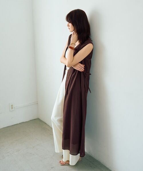 YECCA VECCA(イェッカヴェッカ)の「ドライタッチシアードロストワンピース(ワンピース・レディース・グリーン系その他3/ブラック/ブラウン・FREE)」の21枚目の写真