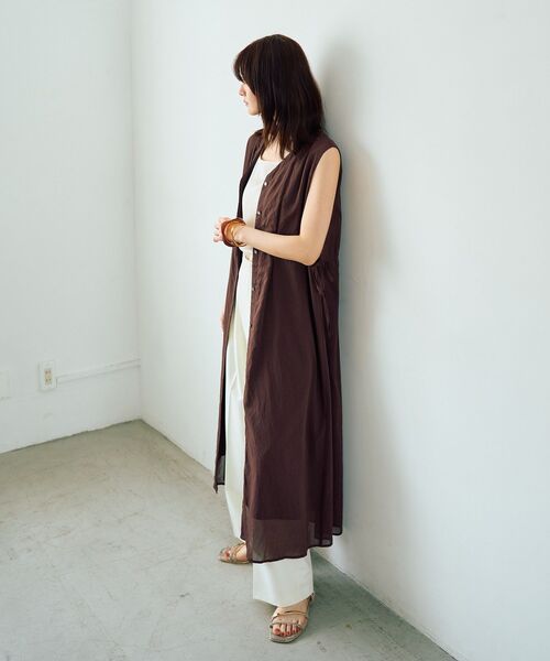 YECCA VECCA(イェッカヴェッカ)の「ドライタッチシアードロストワンピース(ワンピース・レディース・グリーン系その他3/ブラック/ブラウン・FREE)」の22枚目の写真
