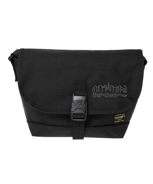 Manhattan Portage（マンハッタンポーテージ）の「NYLON MESSENGER BAG JR (SM) FOURTHIRTY（メッセンジャーバッグ・メンズ・ブラック・SMALL）」の2枚目の写真