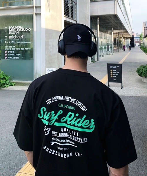 NOWLE（ノウル）の「【NOWLE】ビッグシルエット カリフォルニア バックプリントTシャツ / カレッジライク サーフロゴ 半袖T（Tシャツ/カットソー・メンズ・ブラック/ホワイト・MEDIUM/LARGE/X-LARGE）」の7枚目の写真