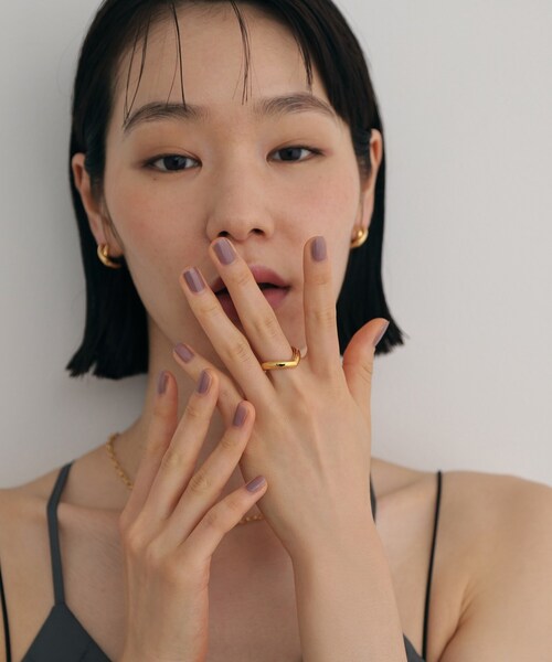 COCOSHNIK ONKITSCH(ココシュニックオンキッチュ)の「シルバー ドームVラインリング GP(リング・レディース・ゴールド・10/12/14)」の7枚目の写真