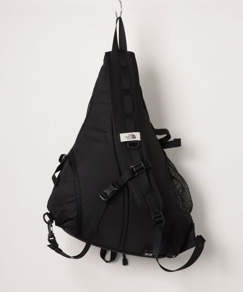 THE NORTH FACE(ザノースフェイス)の「【THE NORTH FACE】ELECTRON SLING BAG NN2PS03(ボディバッグ/ウエストポーチ・メンズ・ダークグレー/ブラック・FREE)」の5枚目の写真