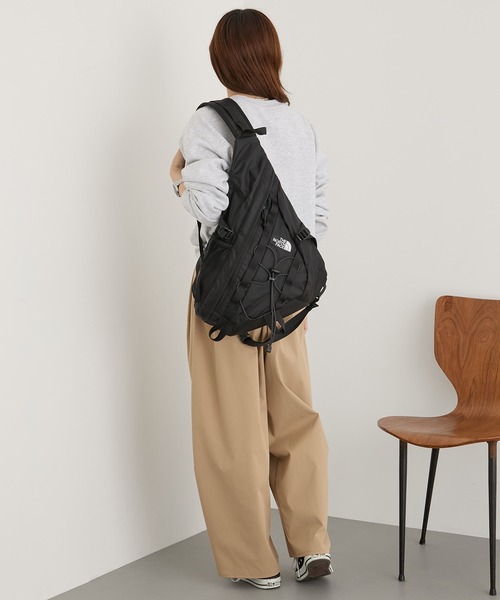 THE NORTH FACE(ザノースフェイス)の「【THE NORTH FACE】ELECTRON SLING BAG NN2PS03(ボディバッグ/ウエストポーチ・メンズ・ダークグレー/ブラック・FREE)」の11枚目の写真