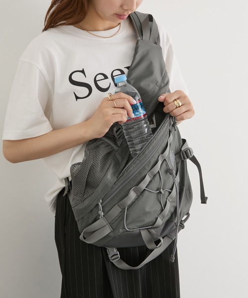 THE NORTH FACE(ザノースフェイス)の「【THE NORTH FACE】ELECTRON SLING BAG NN2PS03(ボディバッグ/ウエストポーチ・メンズ・ダークグレー/ブラック・FREE)」の16枚目の写真