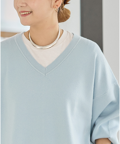 JOURNAL STANDARD(ジャーナルスタンダード)の「《WEB限定追加》ウォッシャブルTEXBRID Vプルオーバー(ニット/セーター・レディース・チャコールグレー/ブラウン/ブラック/サックスブルー・FREE)」の19枚目の写真