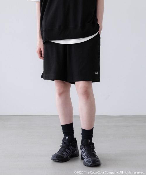 LOWRYS FARM（ローリーズファーム）の「SETUP可能【LFM(U)】Coca-Cola／ミニウラケハーフパンツ　 878208（その他パンツ・メンズ・ブラック/グレー・MEDIUM/LARGE）」の6枚目の写真
