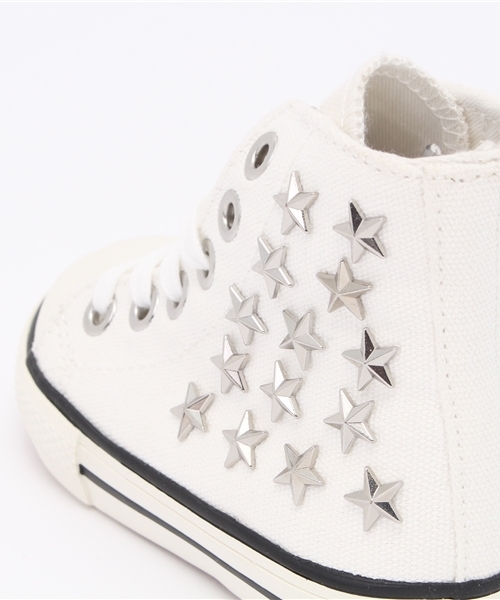 CHUBBYGANG（チャビーギャング）の「星スタッズ　ハイカットスニーカー（スニーカー・キッズ・ホワイト/ブラック・13.5/13/14）」の10枚目の写真