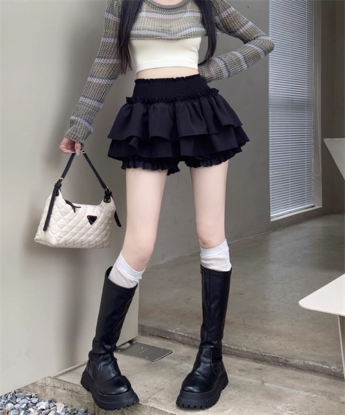 FREE STYLISTS(フリー スタイリスト)の「ウエストゴムシャーリング フリルミニティアードスカート(スカート・レディース・ブラック/ホワイト・M/XS/L/S)」の12枚目の写真