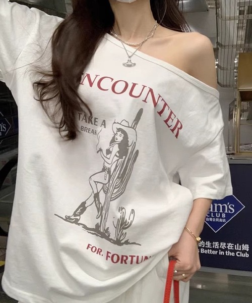 HALEY PESCA(ヘーリーペスカ)の「HALEY PESCA/カウガールプリントワンショルダーオーバーTシャツ(Tシャツ/カットソー・レディース・ホワイト・MEDIUM/SMALL)」の12枚目の写真