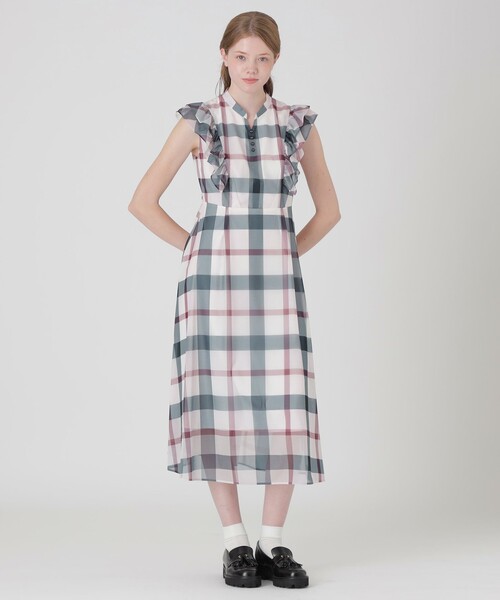 BLUE LABEL CRESTBRIDGE(ブルーレーベルクレストブリッジ)の「トリコットチェックフリルスリーブドレス(ワンピース・レディース・パープル系その他4・38/40/36)」の8枚目の写真