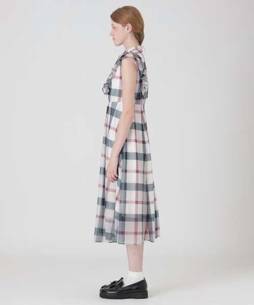 BLUE LABEL CRESTBRIDGE(ブルーレーベルクレストブリッジ)の「トリコットチェックフリルスリーブドレス(ワンピース・レディース・パープル系その他4・38/40/36)」の2枚目の写真