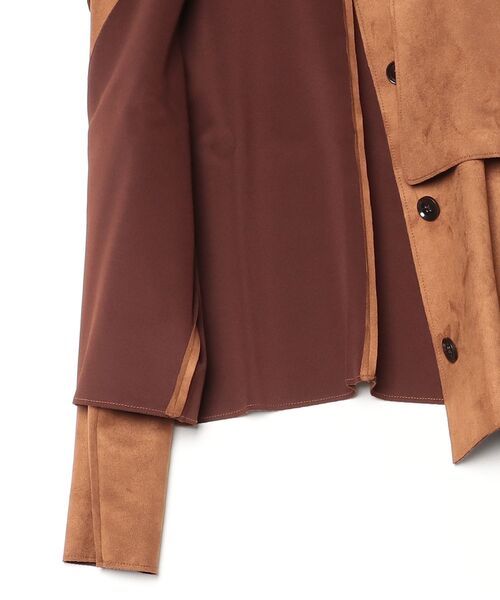 BANANA REPUBLIC FACTORY STORE(バナナリパブリック ファクトリーストア)の「BANANA REPUBLIC FACTORY STORE ヴィーガンスエード ショートトレンチ(その他アウター・レディース・その他1/その他・XS/S/M/L)」の4枚目の写真