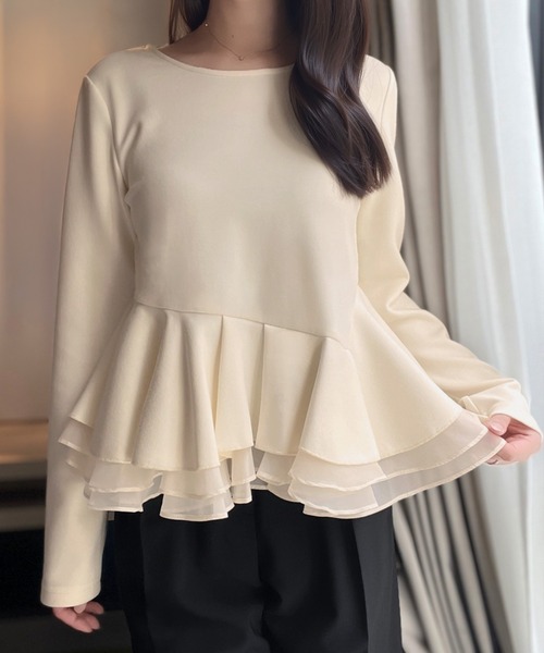 junoah(ジュノア)の「ペプラムシアードッキングカットトップス(Tシャツ/カットソー・レディース・ブラウン/ブラック/アイボリー・MEDIUM/LARGE/SMALL)」の2枚目の写真