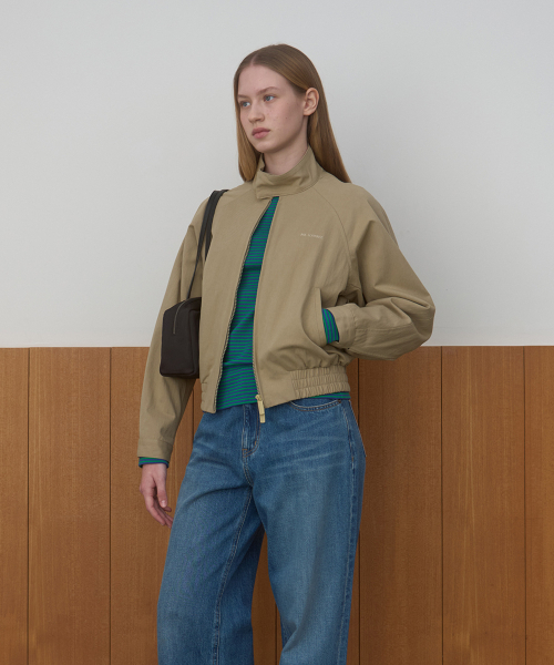 Majournee(マジョネ)の「COTTON PLEATS BOMBER JACKET_BEIGE(ブルゾン・レディース・その他・SMALL/MEDIUM)」の1枚目の写真