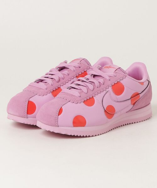 NIKE(ナイキ)の「NIKE W CORTEZ ナイキ W コルテッツ(スニーカー・レディース・ブラック/ピンク・23.5cm/23cm/22.5cm/24cm/25cm/24.5cm/26cm/26.5cm/27cm/27.5cm/28cm/29cm)」の1枚目の写真