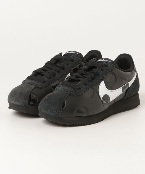 NIKE(ナイキ)の「NIKE W CORTEZ ナイキ W コルテッツ(スニーカー・レディース・ブラック/ピンク・23.5cm/23cm/22.5cm/24cm/25cm/24.5cm/26cm/26.5cm/27cm/27.5cm/28cm/29cm)」の2枚目の写真