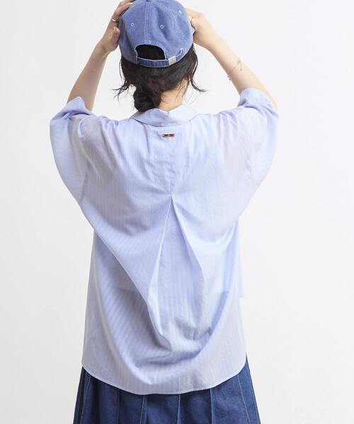 CONVERSE TOKYO(コンバーストウキョウ)の「SHEER STRIPE OVER SHIRT(シャツ/ブラウス・レディース・チャコールグレー/ブルー/ホワイト・FREE)」の14枚目の写真