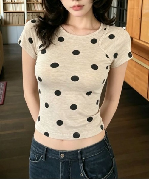 Vipoa（ヴィポア）の「Oatmeal polka dot slim tee（Tシャツ/カットソー・レディース・オートミール・FREE）」の6枚目の写真