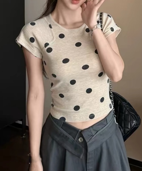Vipoa（ヴィポア）の「Oatmeal polka dot slim tee（Tシャツ/カットソー・レディース・オートミール・FREE）」の3枚目の写真