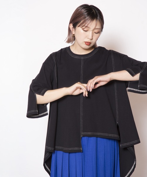 OSMOSIS(オズモーシス)の「配色ステッチバックロングフレアーTシャツ(Tシャツ/カットソー・レディース・ホワイト/ブラック/レッド・ONE SIZE)」の21枚目の写真