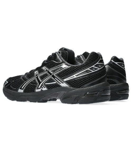 ASICS（アシックス）の「GEL-1130 / ゲル1130（スニーカー・メンズ・ブラック×シルバー・24.5/23.5/26/29.5/28.5/22.5/25.5/27.5/25/23/28/24/26.5/27/30.5/29）」の5枚目の写真