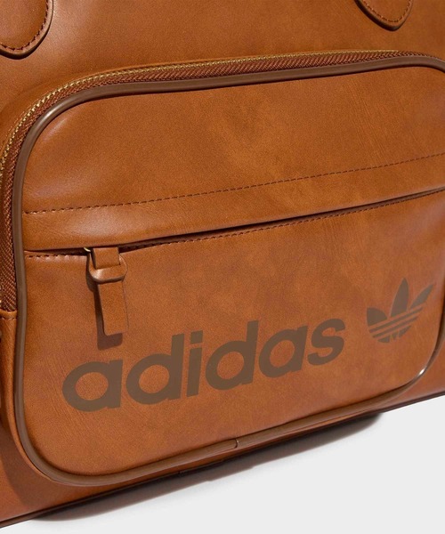 adidas(アディダス)の「ペット ショルダーバッグ キャリー / アディダスオリジナルス adidas Originals(ショルダーバッグ・メンズ・ブラウン・FREE)」の5枚目の写真