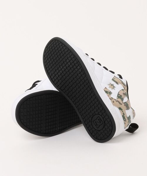 DC SHOES（ディーシーシューズ）の「DC SHOES メンズ ALLIANCE SE SN シューズ 【2026年秋冬モデル】/キルティングロゴスニーカー（スニーカー・メンズ・カモフラージュ/ホワイト系その他・23cm/24cm/25cm/26cm/26.5cm/27cm/27.5cm/28cm/28.5cm/29cm）」の4枚目の写真
