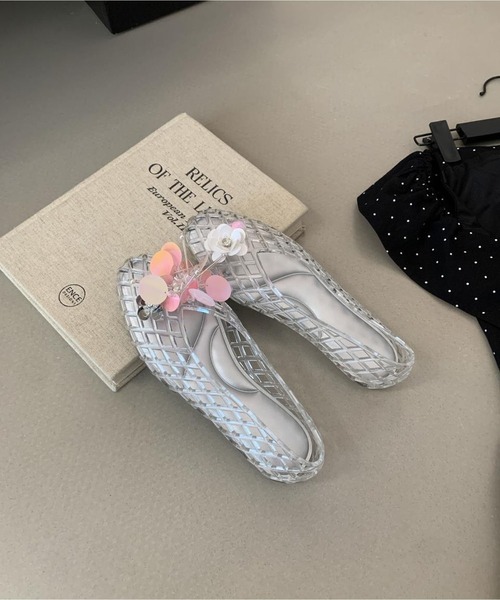 LA VORAGINE(ラ ヴォラジネ)の「クリアジェリーフラットシューズ(サンダル・レディース・Silver/Black/PINK/BROWN・23.5cm/23cm/24cm)」の4枚目の写真