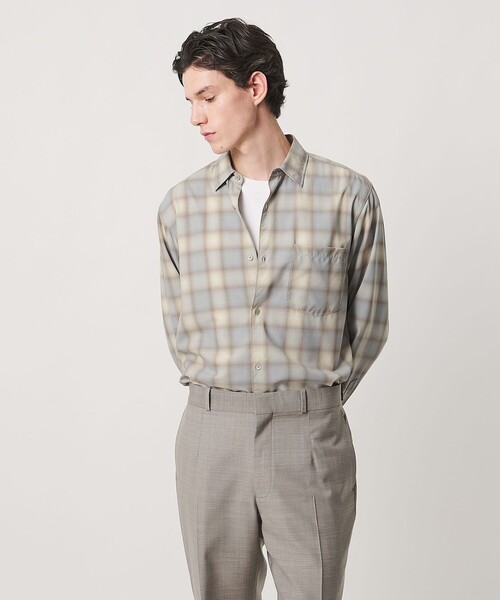 UNITED ARROWS(ユナイテッドアローズ)の「ワンフォーティ トロピカル レギュラーカラーシャツ(シャツ/ブラウス・メンズ・ライトブルー/ネイビー/オリーブ・L/M/XL/S)」の2枚目の写真