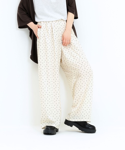 HEART MARKET(ハートマーケット)の「花柄リラックスイージーパンツ(その他パンツ・レディース・ブラック系/ブラック/ナチュラル/ブラウン系・FREE)」の4枚目の写真