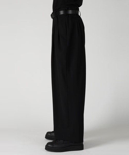 Yohji Yamamoto(ヨウジヤマモト)の「【Yohji Yamamoto】HW-P07-100 12本タックPT(その他パンツ・メンズ・ブラック・2/3)」の3枚目の写真