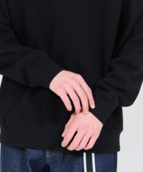 HANES(ヘインズ)の「【Hanes/ヘインズ】メンズ Hanes SWEATS KURO クルーネックスウェットシャツ(スウェット・メンズ・ブラック・X-LARGE/LARGE/MEDIUM)」の4枚目の写真