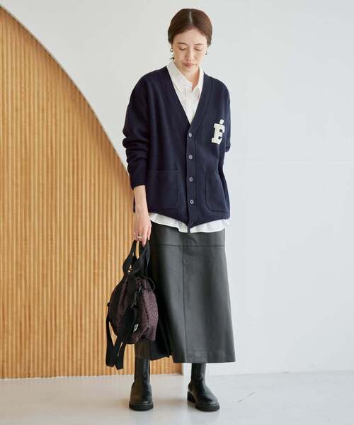 SLOBE IENA(スローブイエナ)の「《WEB限定カラーあり/追加》サガラ刺繍スエットライクニットカーディガン(カーディガン/ボレロ・レディース・ネイビー/ベージュ/ブラック/チャコールグレー・FREE)」の5枚目の写真