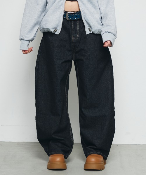 DAZE(デイズ)の「切り替えポケット ワイド デニムパンツ(デニムパンツ・メンズ・ダークブルー・SMALL/MEDIUM/LARGE/X-LARGE)」の4枚目の写真