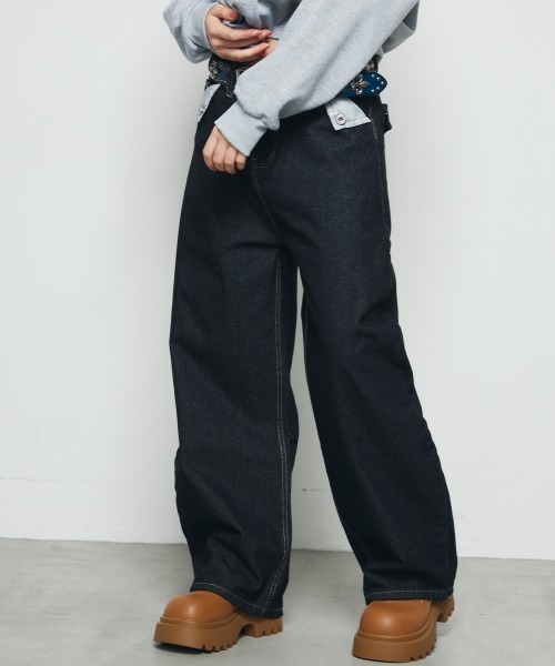 DAZE(デイズ)の「切り替えポケット ワイド デニムパンツ(デニムパンツ・メンズ・ダークブルー・SMALL/MEDIUM/LARGE/X-LARGE)」の6枚目の写真