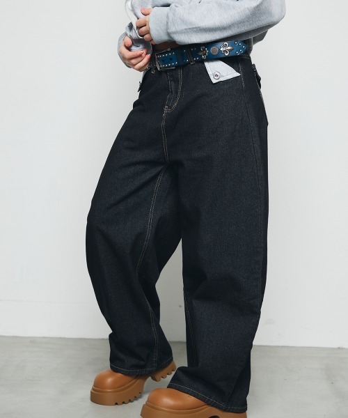 DAZE(デイズ)の「切り替えポケット ワイド デニムパンツ(デニムパンツ・メンズ・ダークブルー・SMALL/MEDIUM/LARGE/X-LARGE)」の7枚目の写真