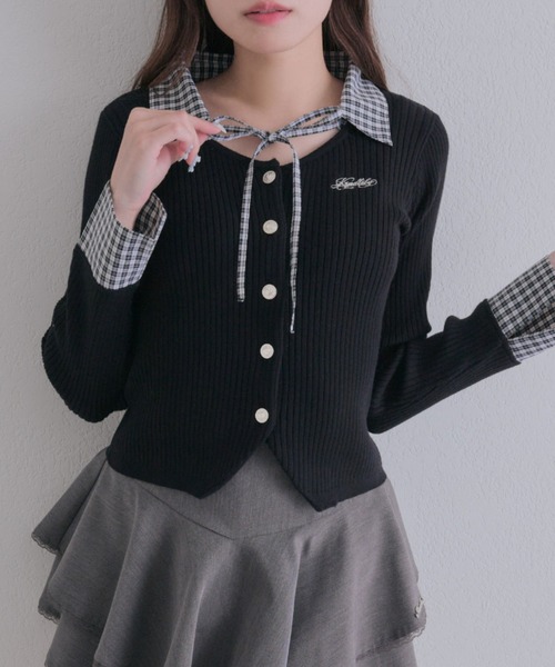 OLIVE des OLIVE(オリーブデオリーブ)の「金ボタンシャツレイヤードトップス(ニット/セーター・レディース・ベージュ/ボルドー/チャコールグレー/ブラック・FREE)」の2枚目の写真