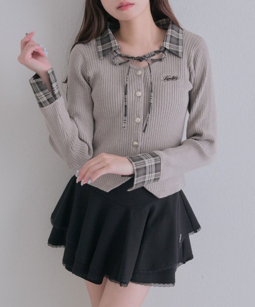 OLIVE des OLIVE(オリーブデオリーブ)の「金ボタンシャツレイヤードトップス(ニット/セーター・レディース・ベージュ/ボルドー/チャコールグレー/ブラック・FREE)」の11枚目の写真