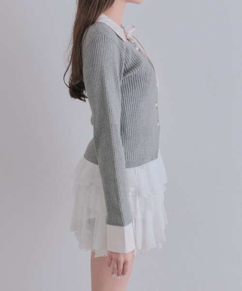 OLIVE des OLIVE(オリーブデオリーブ)の「金ボタンシャツレイヤードトップス(ニット/セーター・レディース・ベージュ/ボルドー/チャコールグレー/ブラック・FREE)」の19枚目の写真