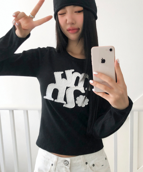 muahmuah（ムーアムーア）の「ヴィンテージアップリケロゴ 長袖Tシャツ [ブラック]（Tシャツ/カットソー・レディース・その他・FREE）」の15枚目の写真