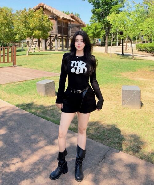 muahmuah（ムーアムーア）の「ヴィンテージアップリケロゴ 長袖Tシャツ [ブラック]（Tシャツ/カットソー・レディース・その他・FREE）」の20枚目の写真