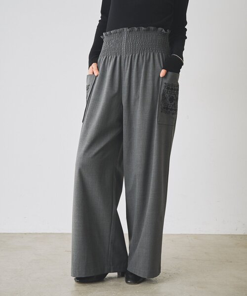 BEARDSLEY(ビアズリー)の「クロスステッチシャーリングパンツ《15 quinze》(その他パンツ・レディース・ブラック/チャコールグレー・FREE)」の11枚目の写真