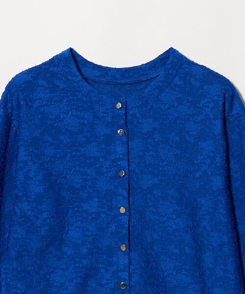 A DAY IN THE LIFE UNITED ARROWS(アデイインザライフユナイテッドアローズ)の「パフジャガード 2WAY カーディガン <A DAY IN THE LIFE>(カーディガン/ボレロ・レディース・オフホワイト/ブラック/コバルトブルー・FREE)」の5枚目の写真