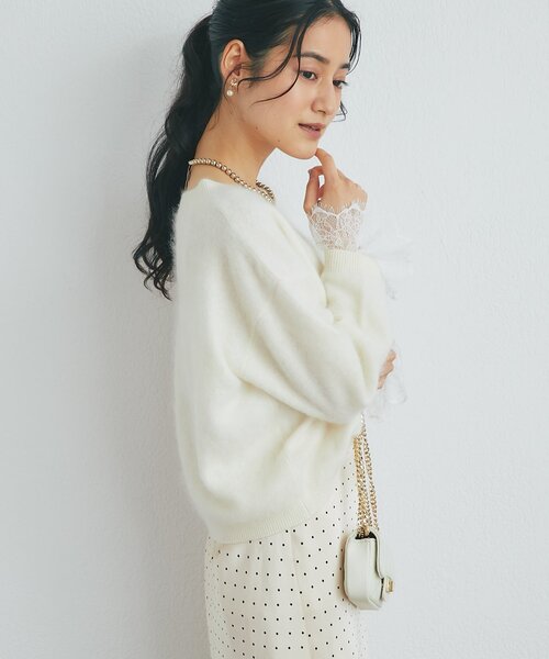 La boutique BonBon(ラブティックボンボン)の「ウールFUR加工袖口レースニット(ニット/セーター・レディース・オフホワイト/ブラウン/ピンク・FREE)」の5枚目の写真