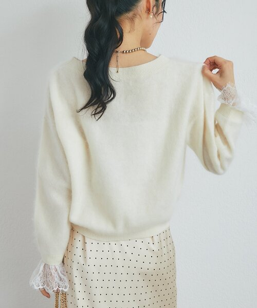 La boutique BonBon(ラブティックボンボン)の「ウールFUR加工袖口レースニット(ニット/セーター・レディース・オフホワイト/ブラウン/ピンク・FREE)」の6枚目の写真