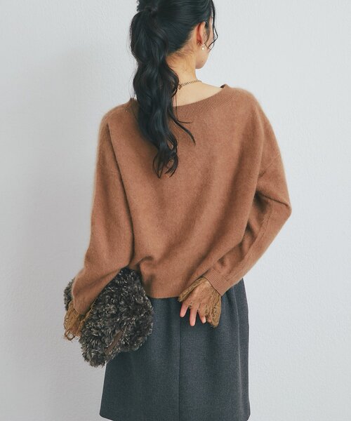 La boutique BonBon(ラブティックボンボン)の「ウールFUR加工袖口レースニット(ニット/セーター・レディース・オフホワイト/ブラウン/ピンク・FREE)」の16枚目の写真