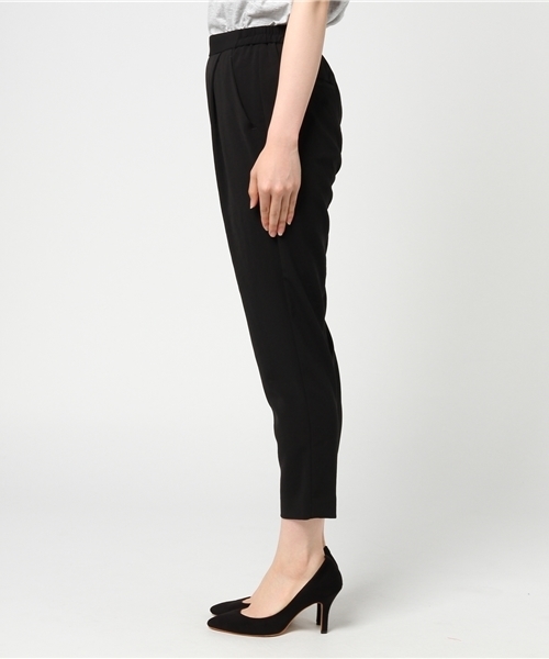 STUDIOUS（ステュディオス）の「ドライタッチアンクルテーパードパンツ（その他パンツ・レディース・ブラック/グレー・0/1）」の7枚目の写真