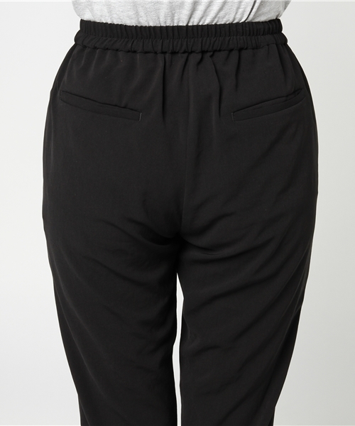 STUDIOUS（ステュディオス）の「ドライタッチアンクルテーパードパンツ（その他パンツ・レディース・ブラック/グレー・0/1）」の10枚目の写真